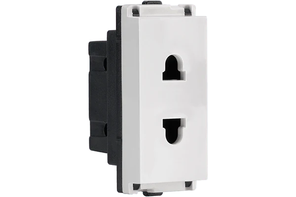 STELLA 6A 2 PIN SHUTTERED SOCKET